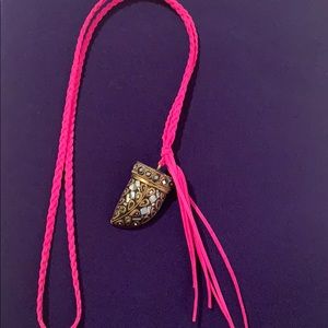 Leather braided necklace with horn pendant